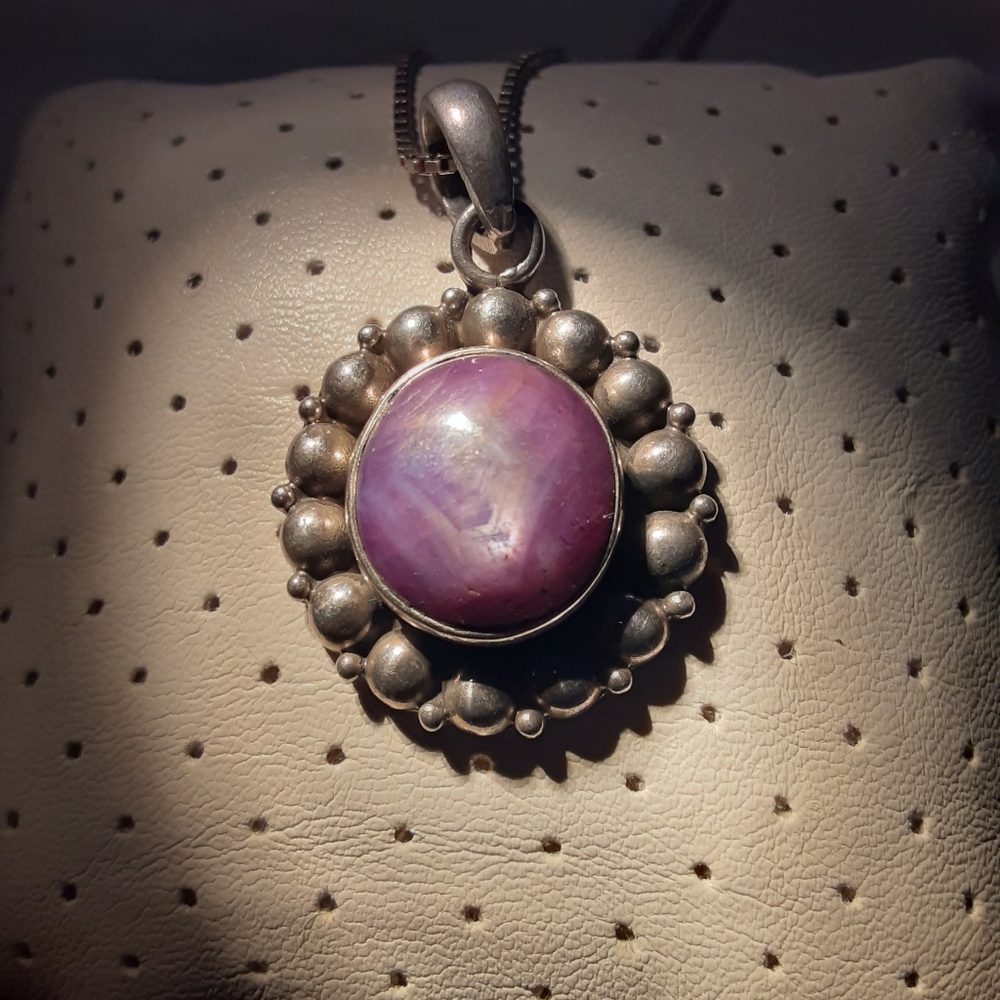 Vintage Star Sapphire necklace